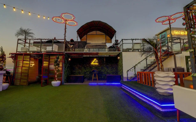 Treebo C1 Taj Nirvana