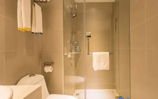 Pengchenghuiyue Hotel – Bathroom – Liuzhou