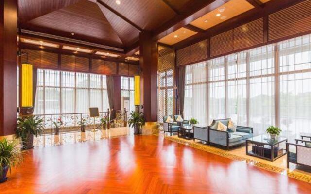 Taihuyuan Holiday Hotel