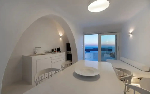 Aesthesis Boutique Villas Fira