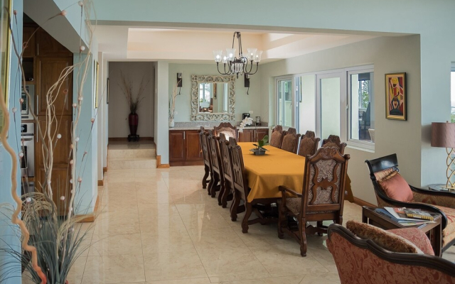 Seaview Villa