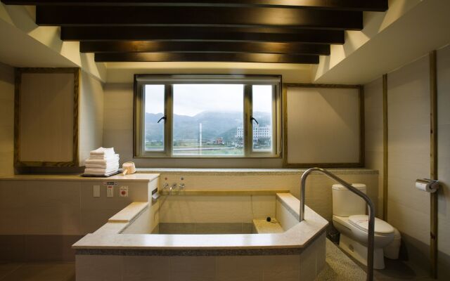 Chat Hot Spring Resort