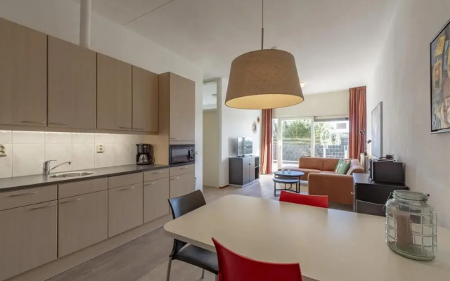 Gorgeous Apartment Beachside With Garden