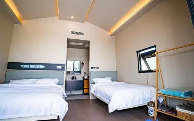 Xingcang Flight Camp (Luoyang Museum)