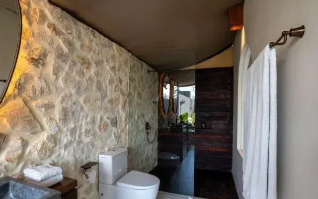 Ubud Mas Glamping Luxury Tent