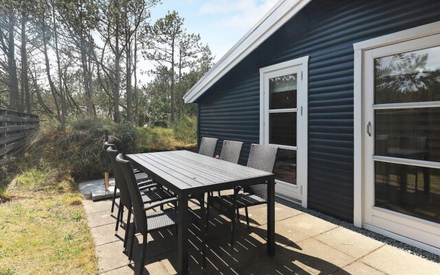 Bright Coastal Retreat in Vorupor-by Traum