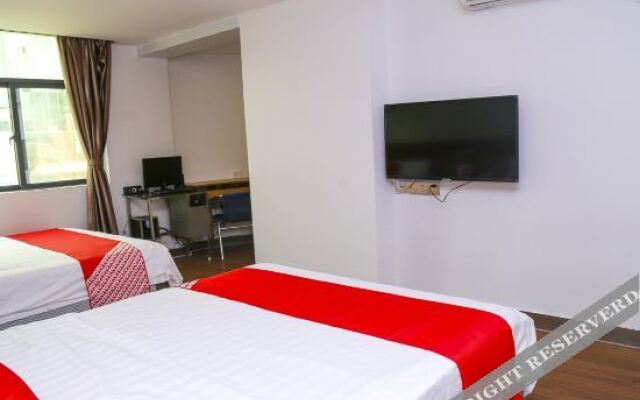 Oyo BOLUO Grand Hyatt theme hotel (BOLUO Center store)