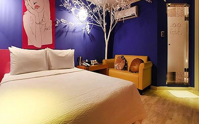 Sungshin Women's University Brown dot