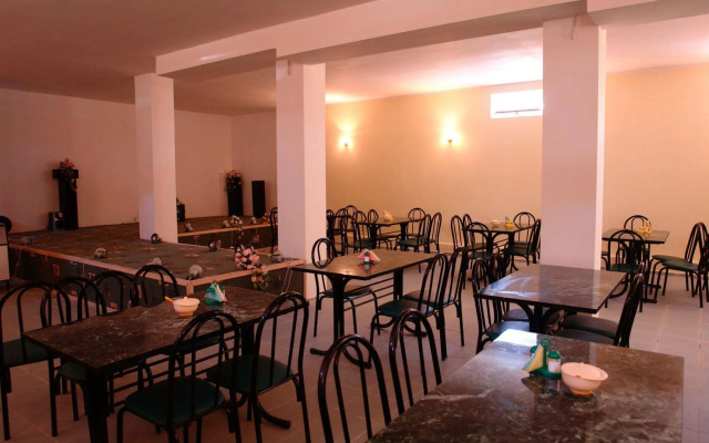 Lelux Hotel