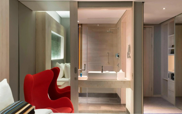 Aloft Jakarta Wahid Hasyim