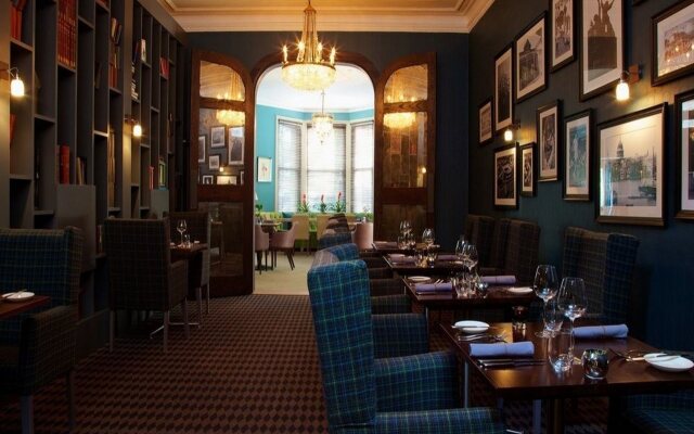 The Lodge Hotel - Putney