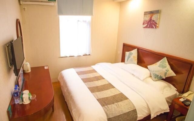 Greentree Inn Shanghai Pudong Airport Chuansha Express Hotel