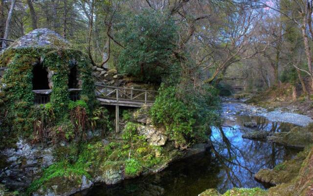The Downshire Arms Apartments Hilltown