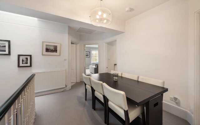 Exclusive Residence At Cadogan Square V