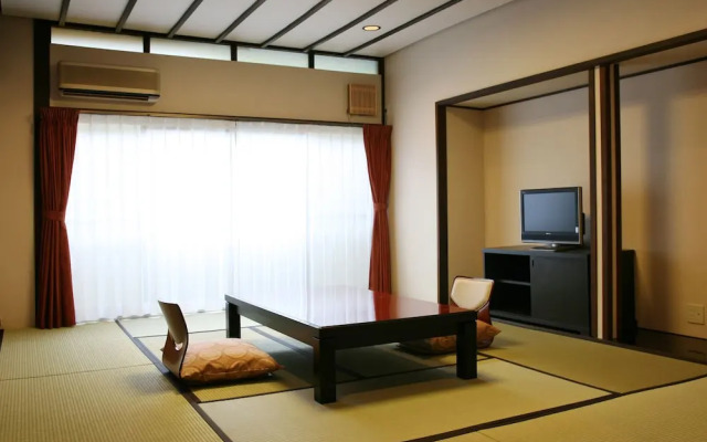 Albergo Yuraku