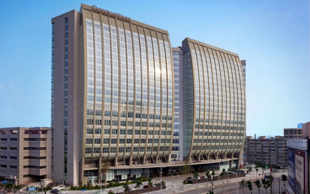 DoubleTree by Hilton Hotel Shenyang