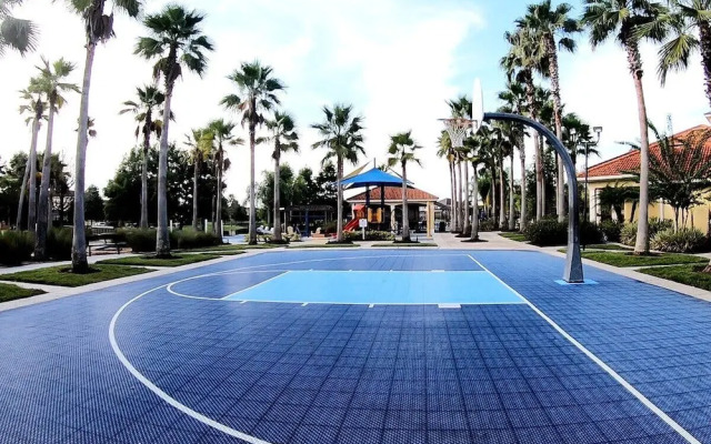 Family Oasis, Cozy Retreat With Bunk Room