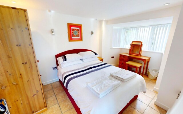 Croyde Wonky Cottage