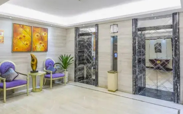 Wutongshu Holiday Hotel