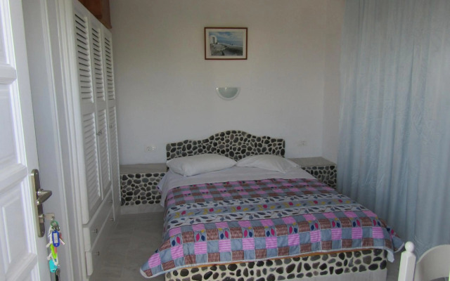 Perissa Hotel