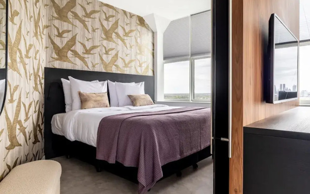 Comfortable Apartment With Panoramic Views