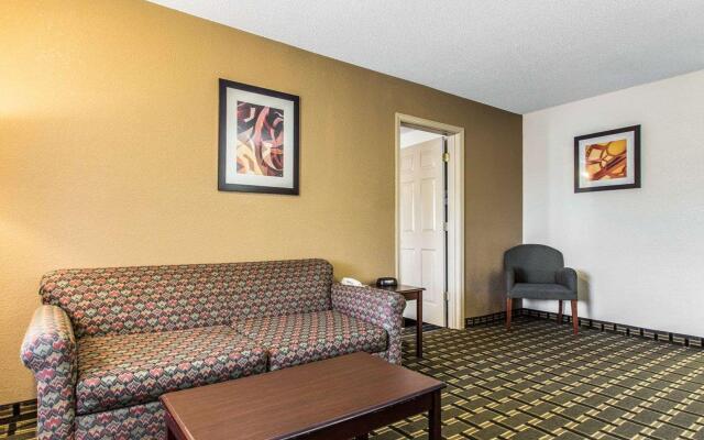 Quality Inn & Suites Morrow Atlanta South