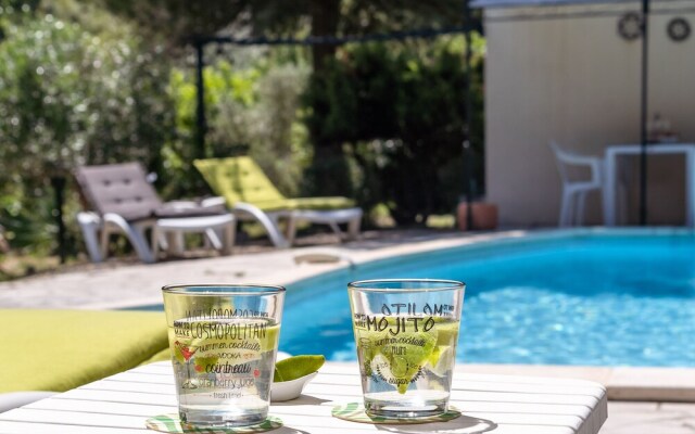 Luring Villa in Pouzols-Minervois with Pool