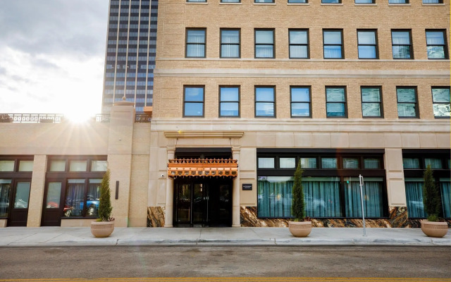 The Barfield, Autograph Collection