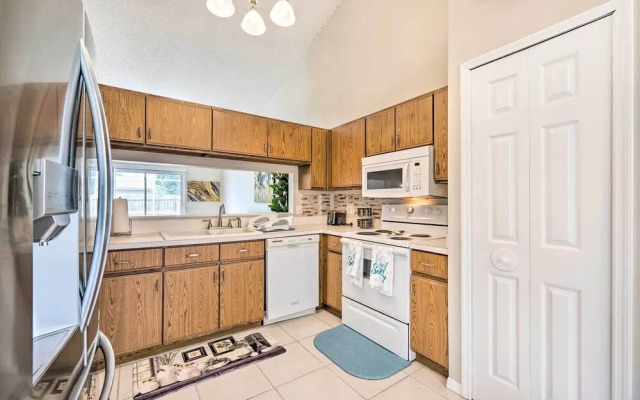 Private Pool & Yard: Airy Kissimmee Retreat!