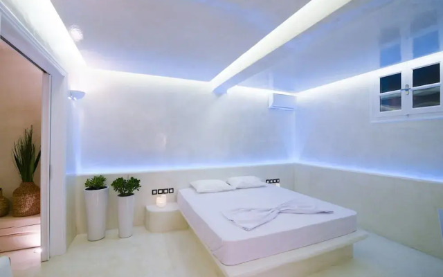 Mykonos 52m² Luxury Apartment Sea side Ornos