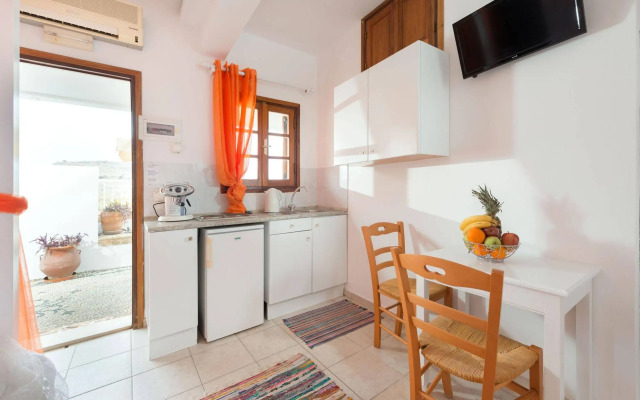 Luxury Chrysanthi Studios