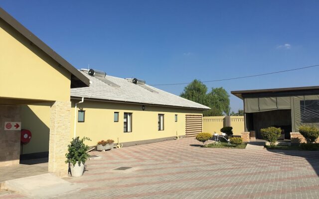 Lalla Villa Guest Lodge