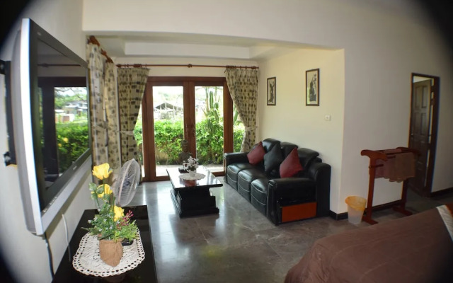 Luxury 4 Bed Pool Villa