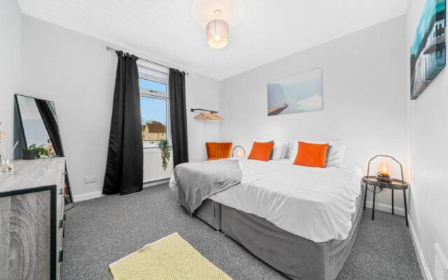 McCulloch Apartment