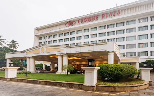 Crowne Plaza Chennai Adyar Park