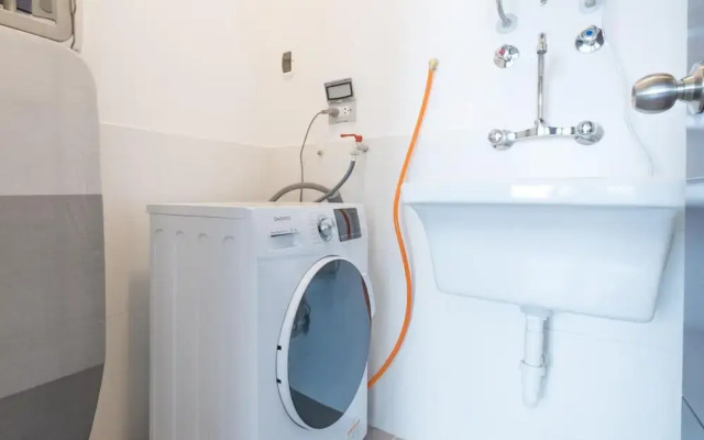 Modern 1 BR Barranco Apartment High Floor