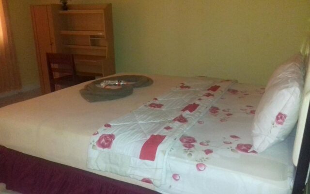 Pondok Guru Bakti Cottages