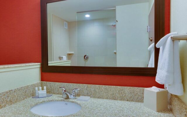 Courtyard Pittsburgh North/Cranberry Woods