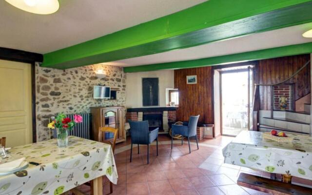 House Les vieilles cours