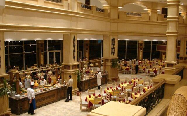 Queen Sharm Aqua Park Hotel