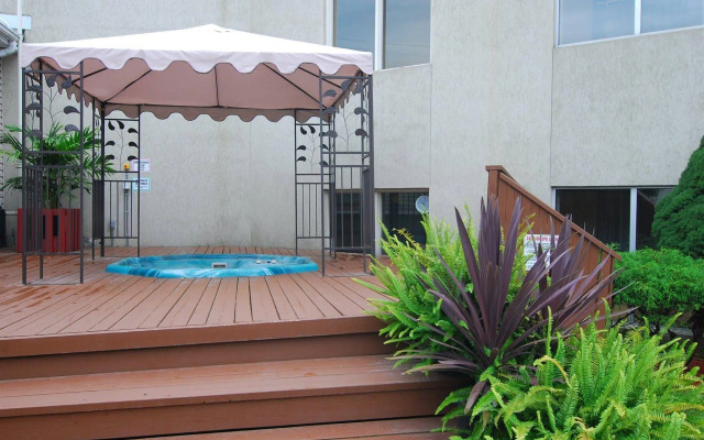 Best Western Little River Inn