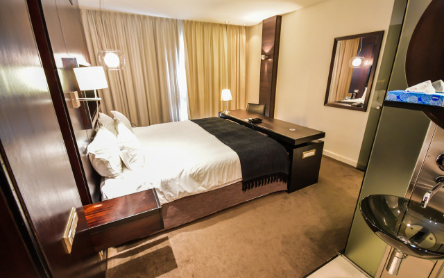 Colosseum Hotel