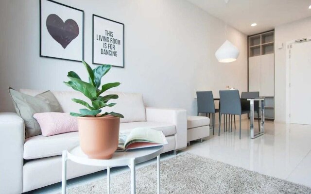 The Robertson Residence Bukit Bintang by Stayshare Homes