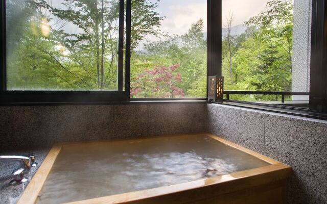 Nakaokogen Hotel Kazaguruma