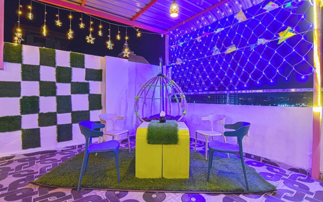 Sky Blu Hotel and Rooftop Restaurant