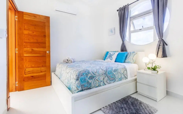 New Stylish 3BR Villa With Private Pool Terrace