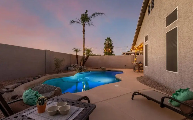 136th Surprise 4 Bedroom Home by RedAwning
