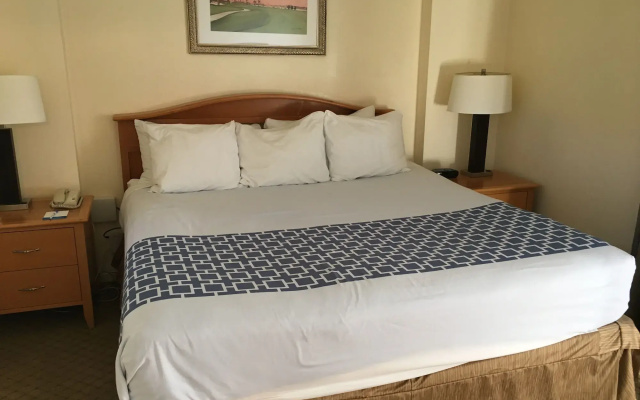 Vista Mirage Resort