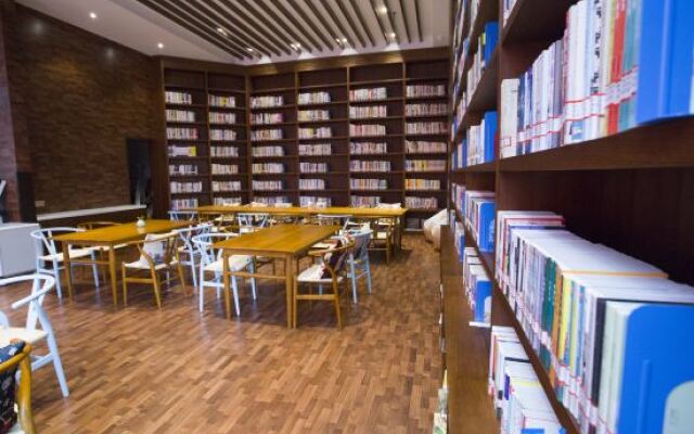 Quintessence Century Hotel