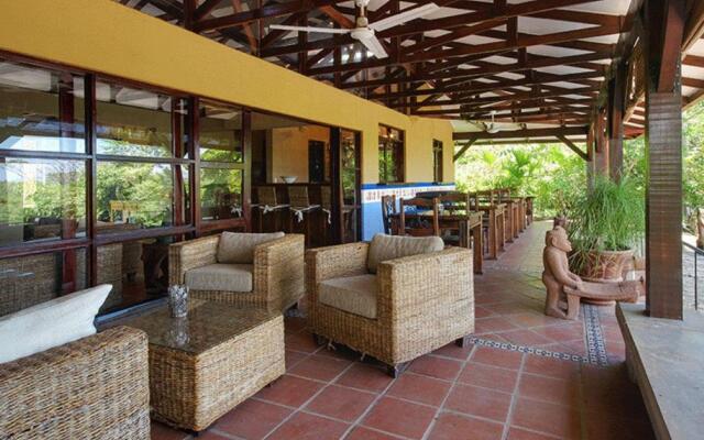 Unique Architecture, 3 Pools and Wi-Fi
